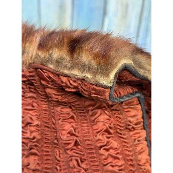 Mink Muff Vintage Fur Hand Warmer Inside Pocket Brown Fur Purse Wristlet 1940's - Picture 10 of 10